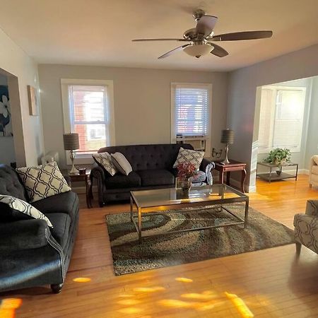 Three Bed One Bath Apt 25 Mins To Nyc Belleville Экстерьер фото